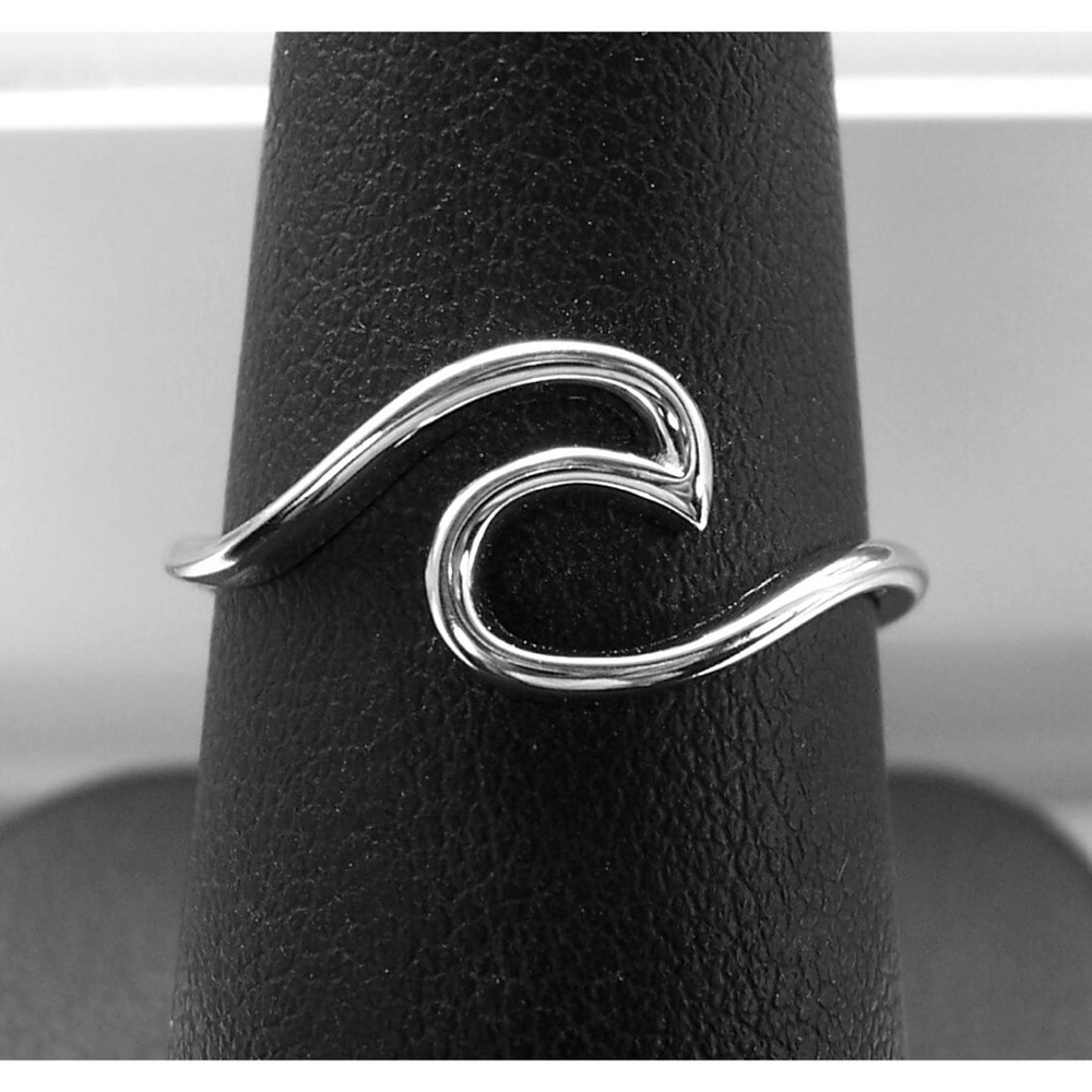 925 STERLING SILVER Ocean Wave High Polished Ring - Picture 1 of 13